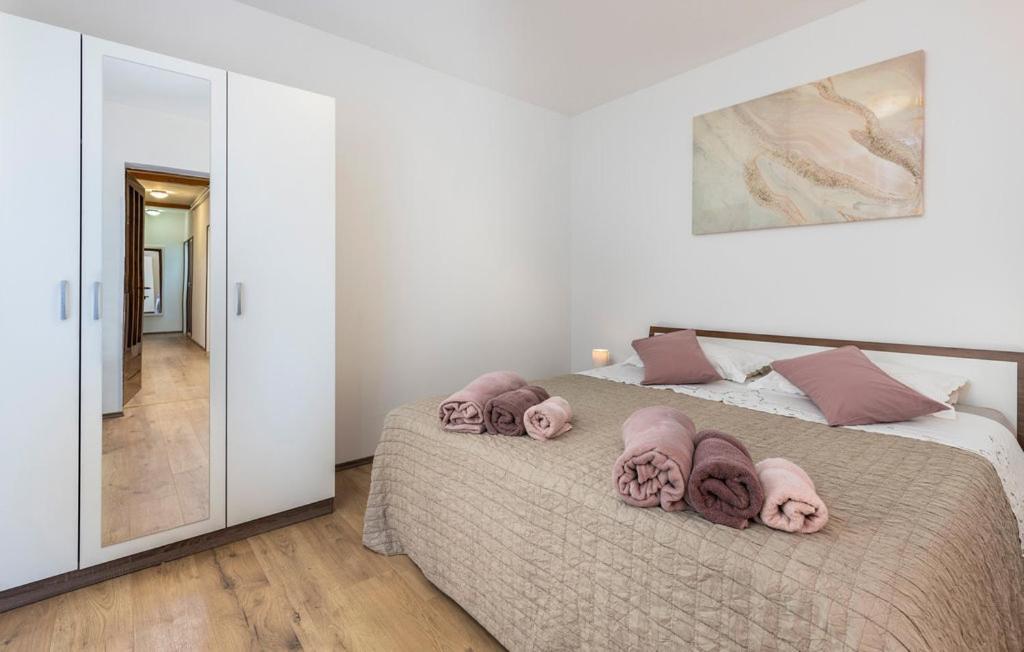Apartman Nora Mucici Bagian luar foto